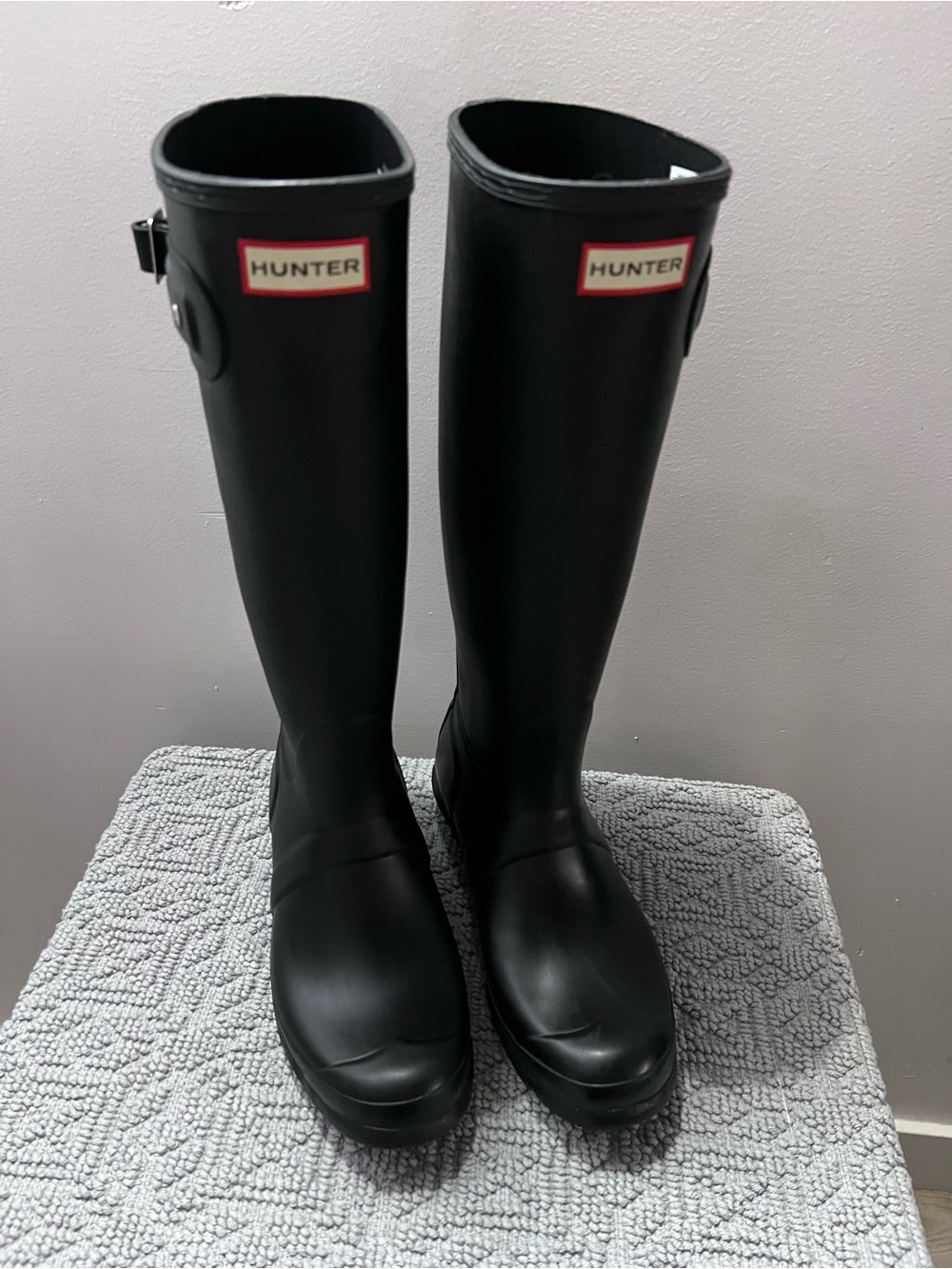 Hunter Original Tall Rain Boots handcrafted Natural Rubber Black US 9 / EU 40/41